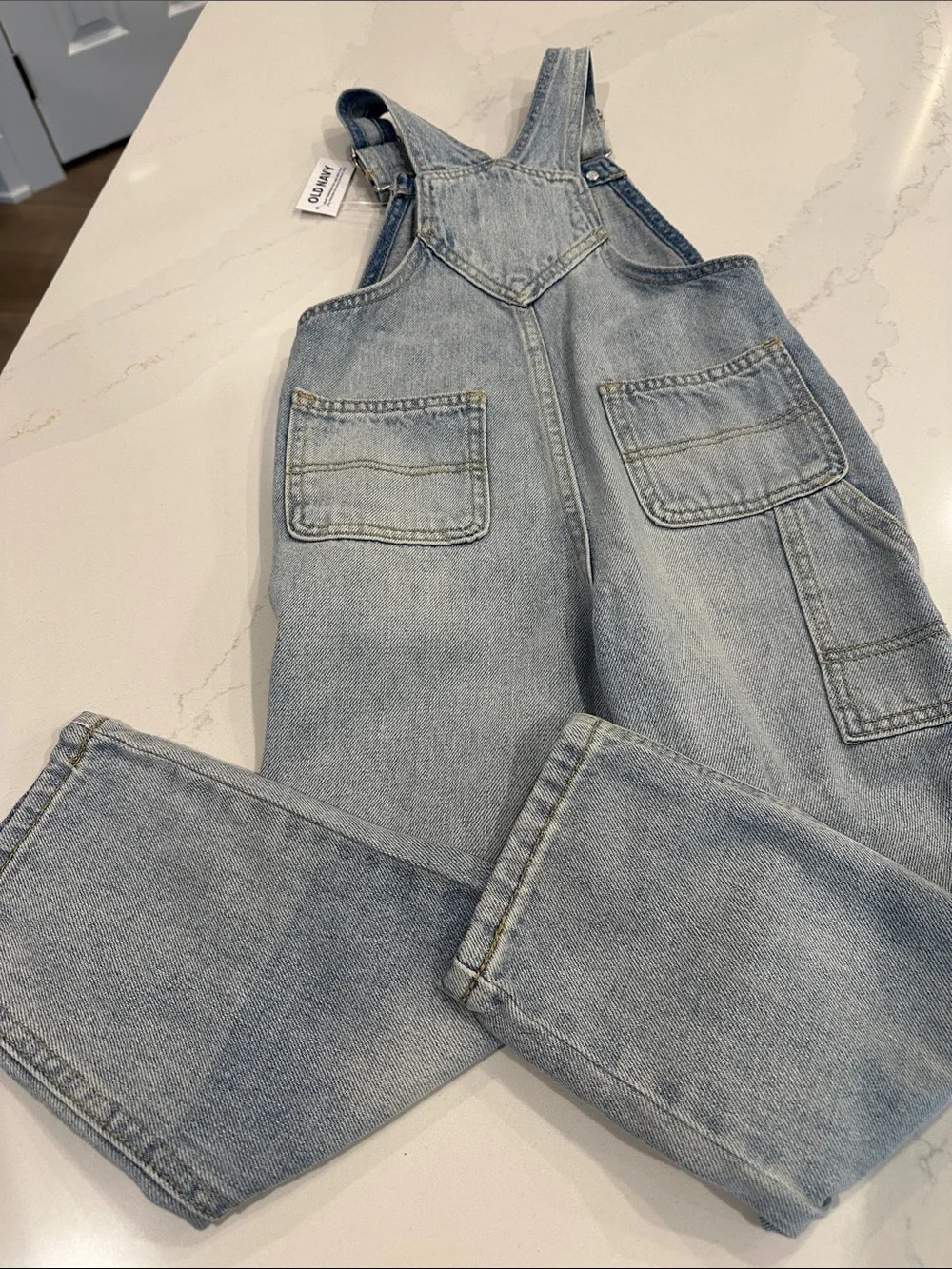 Old Navy Light Wash Distressed overalls size 4T NWT